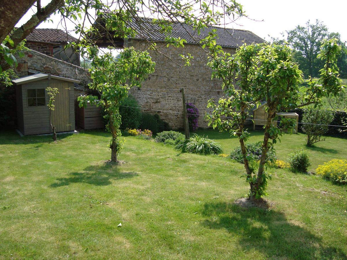Bed and Breakfast Demeure du Castel à Les Châtelliers-Châteaumur Extérieur photo