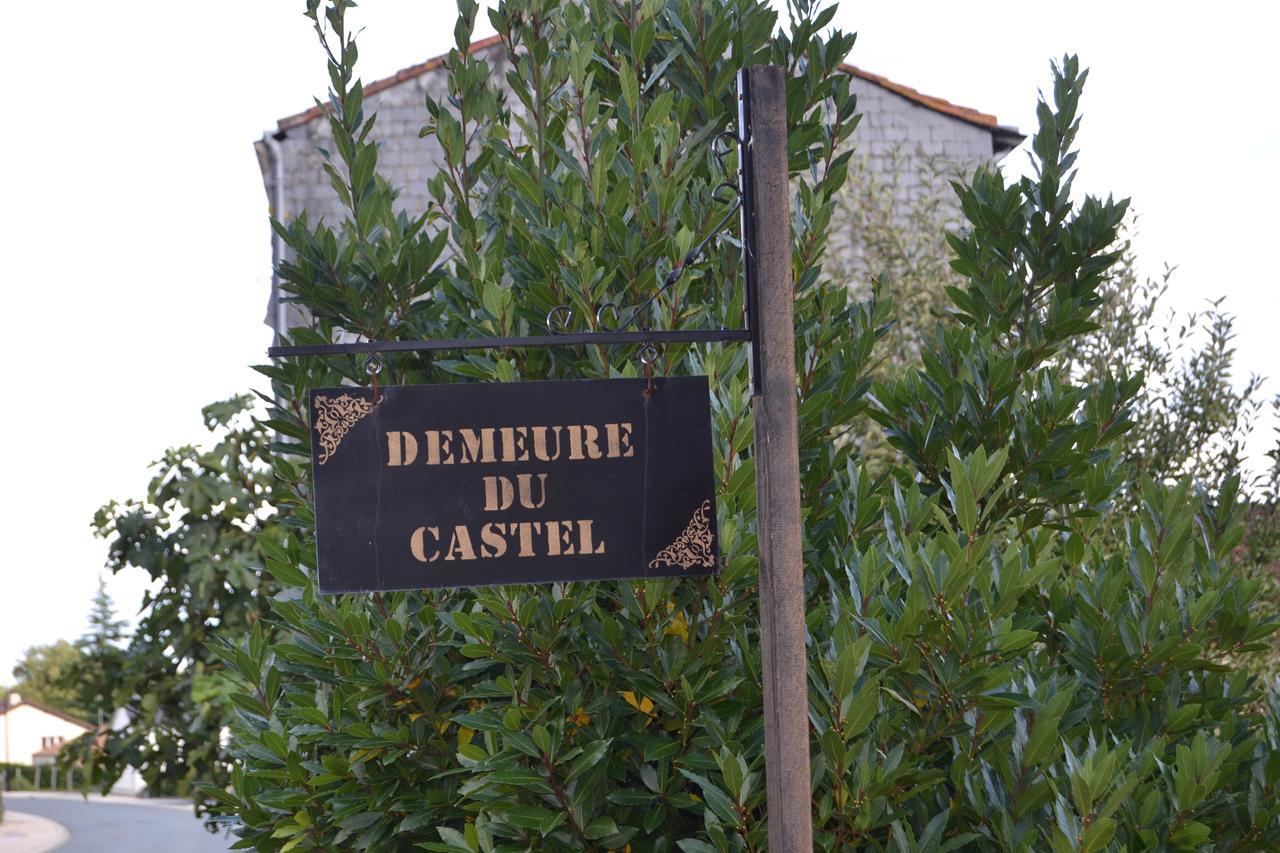 Bed and Breakfast Demeure du Castel à Les Châtelliers-Châteaumur Extérieur photo